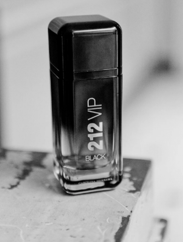 Carolina Herrera 212 Vip Black 100ML