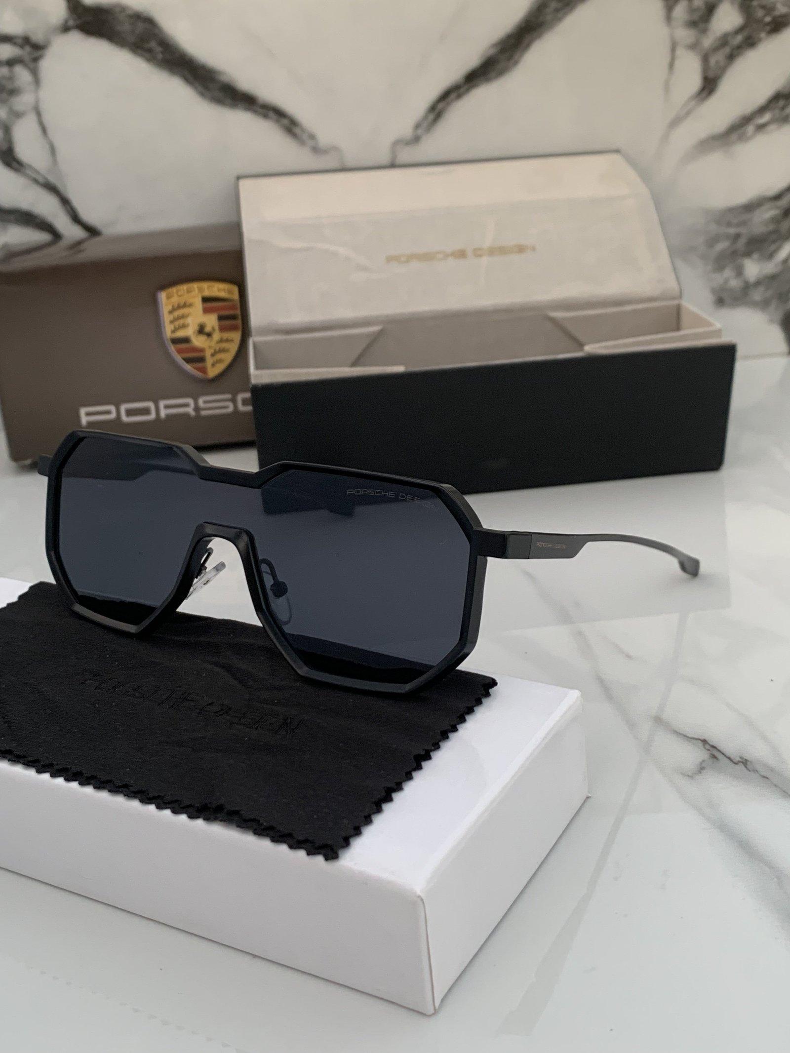 Branded  design_98145_full_black  Sunglasses