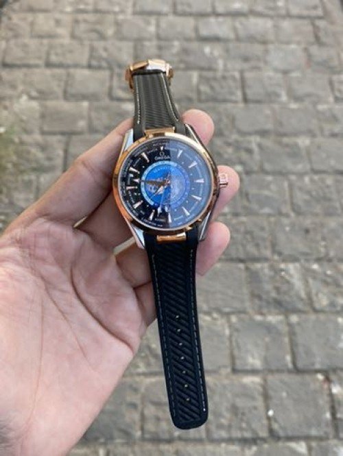 Omega Seamaster Aqua Terra Worldtimer. (Quartz )